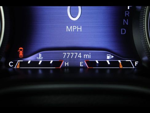 Used 2020 Jeep Cherokee Trailhawk w/ Comfort/Convenience Group AWD/4WD image 21