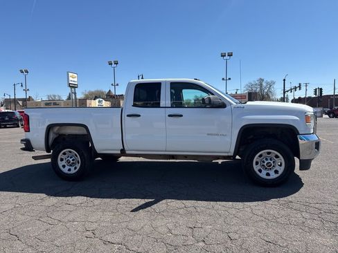 Used 2018 GMC Sierra 2500 4x4 Double Cab w/ Sierra Convenience Package image 6