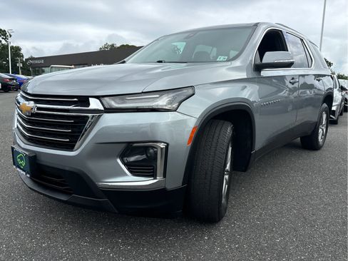 Certified 2024 Chevrolet Traverse LT FWD image 5