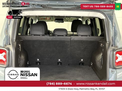 Used 2017 Jeep Renegade Altitude image 29