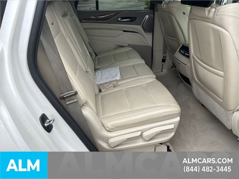 Used 2022 Cadillac Escalade Sport Platinum w/ LPO, ONYX Package image 18