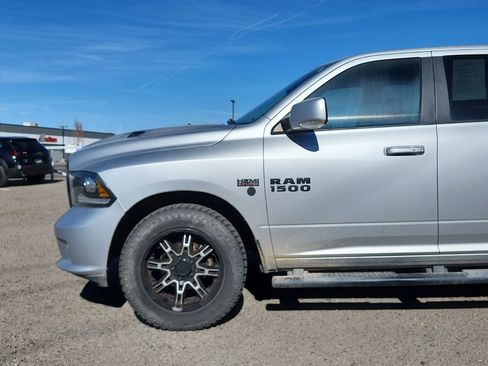 Used 2017 RAM 1500 Sport w/ Convenience Group image 11
