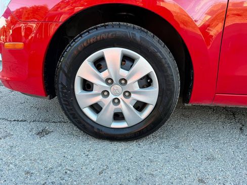 Used 2011 Hyundai Elantra w/ Popular Equipment Pkg 2 FWD image 11