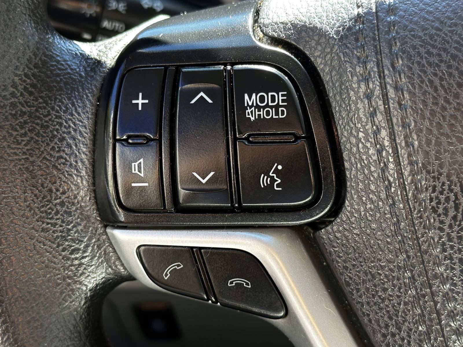 Certified 2020 Toyota Sienna LE FWD image 23