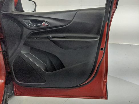 Used 2020 Chevrolet Equinox LT FWD image 36