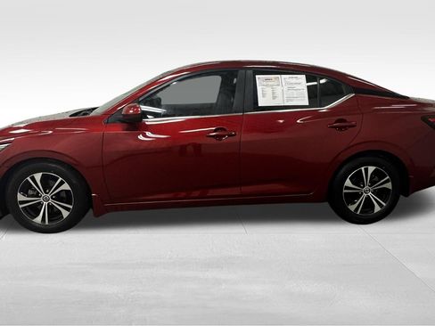 Used 2021 Nissan Sentra SV image 17