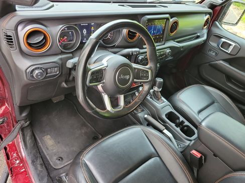 Used 2021 Jeep Gladiator Mojave AWD/4WD image 8