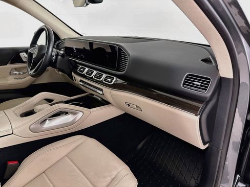 Certified 2025 Mercedes-Benz GLE 350 4MATIC image 32