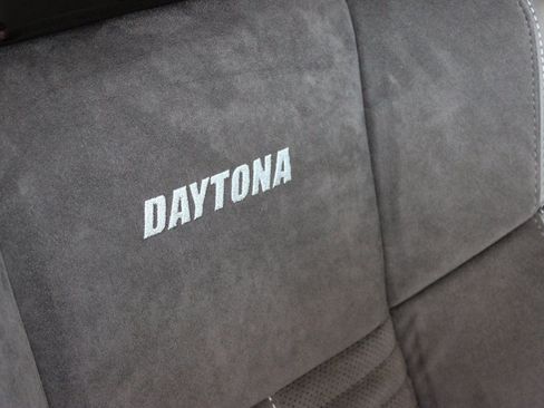 Used 2023 Dodge Charger Scat Pack w/ Daytona Edition Group image 18