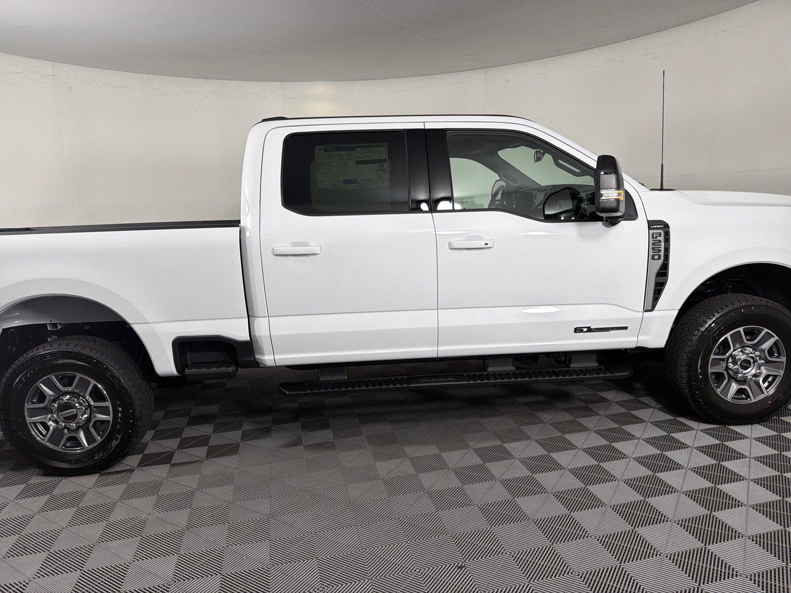 New 2026 Ford F250 Lariat w/ Lariat Premium Package AWD/4WD image 8