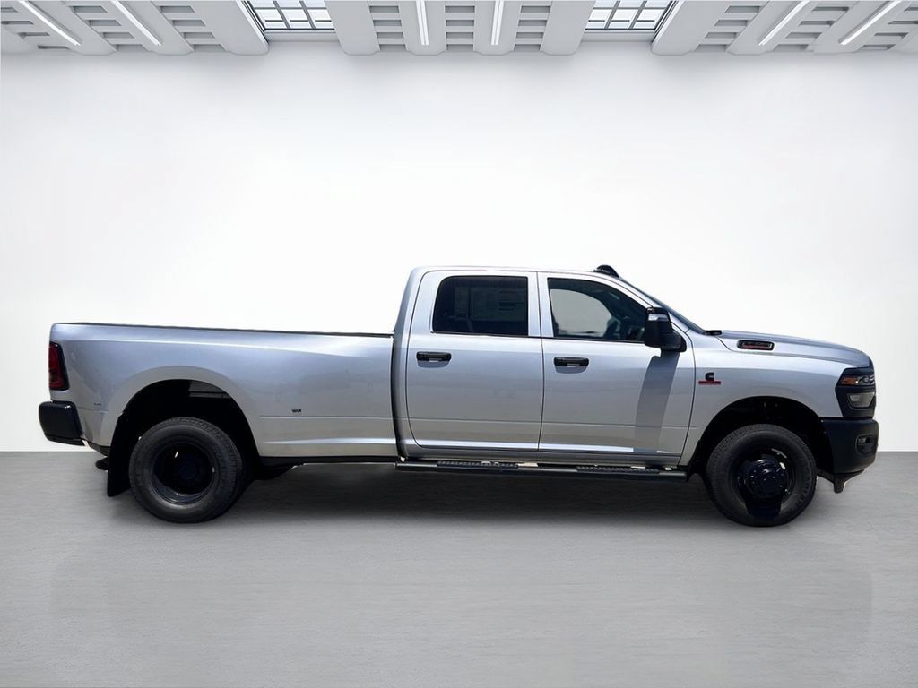 New 2026 RAM 3500 Tradesman AWD/4WD image 2