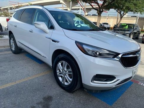 Used 2020 Buick Enclave Essence FWD image 6