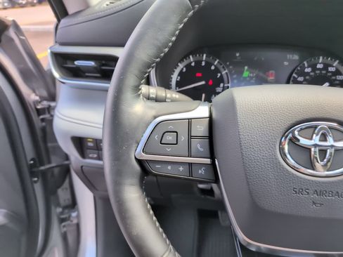 Certified 2020 Toyota Highlander Platinum AWD/4WD image 20