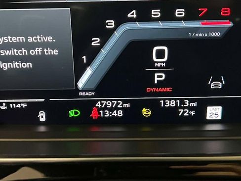 Used 2023 Audi S8 AWD/4WD image 26