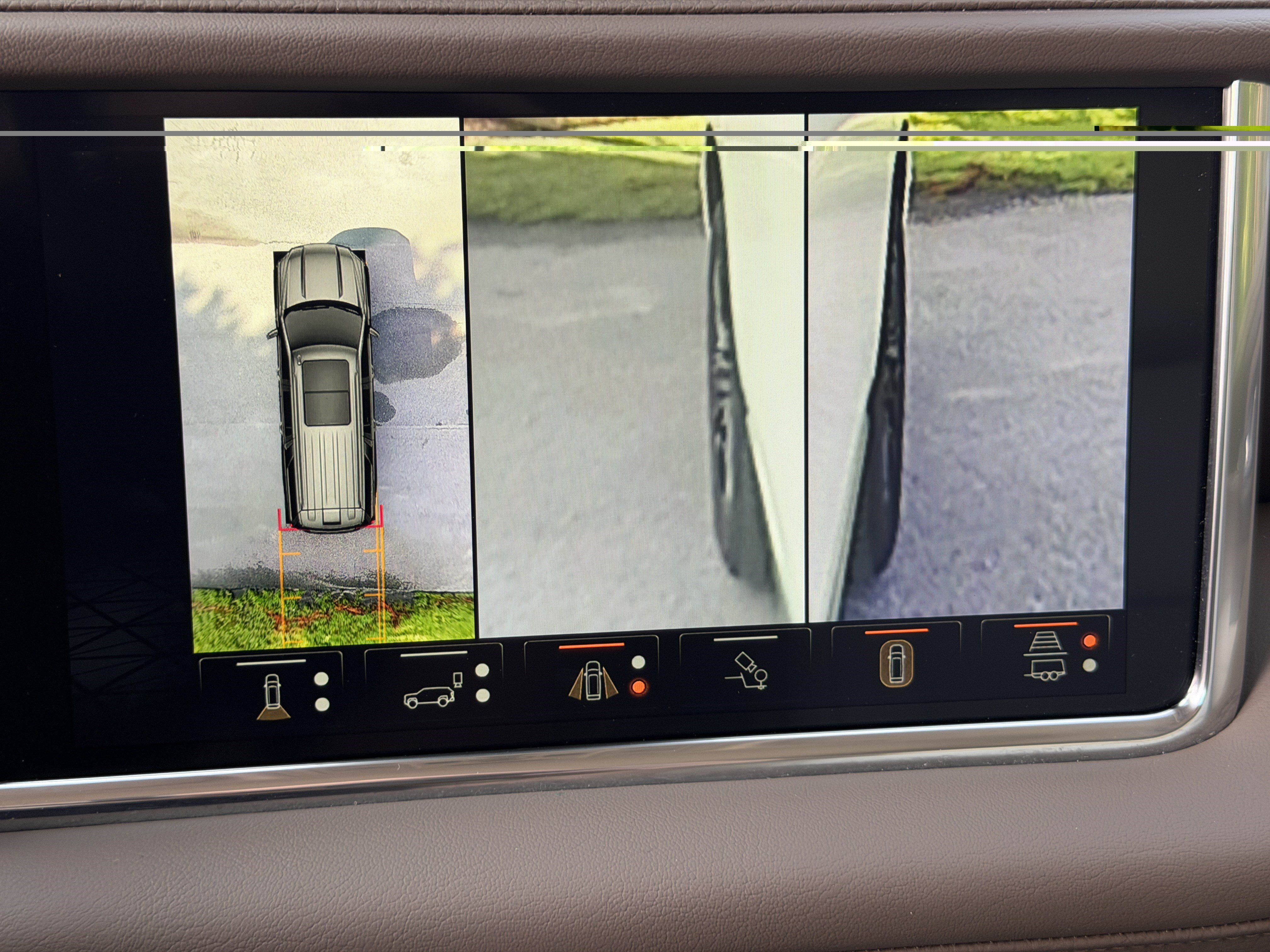 Used 2024 GMC Yukon Denali w/ Denali Reserve Package RWD image 23