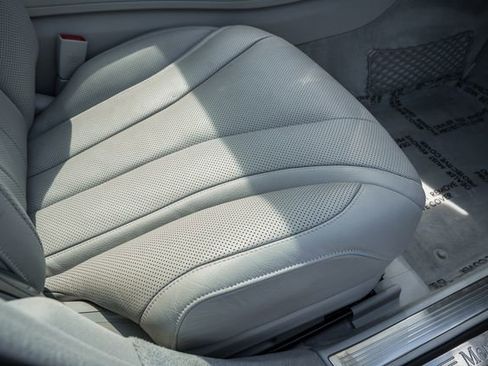 Used 2015 Mercedes-Benz S 550 4MATIC Sedan image 33