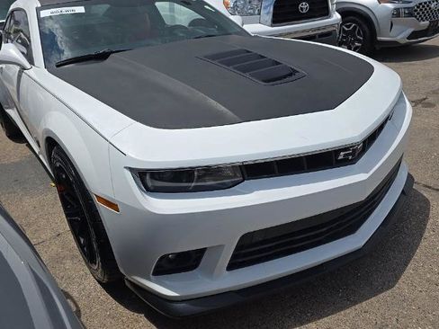 Used 2015 Chevrolet Camaro SS w/ Commemorative Special Edition RWD image 3