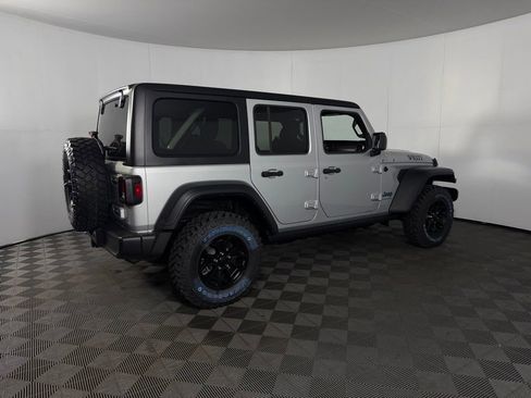 Used 2023 Jeep Wrangler Unlimited AWD/4WD image 8