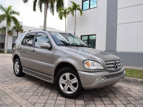 Used 2005 Mercedes-Benz ML 350 4MATIC image 1