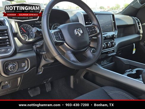 New 2026 RAM 1500 Express AWD/4WD image 22