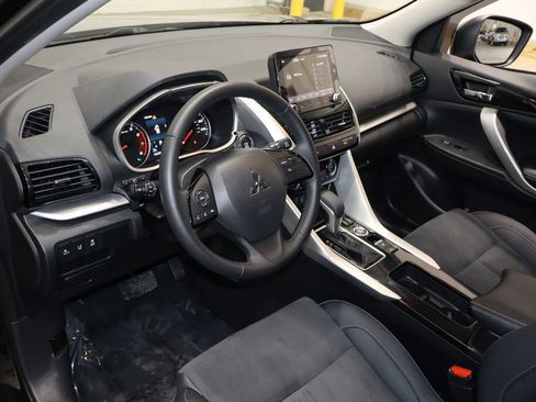 Used 2023 Mitsubishi Eclipse Cross SE image 24