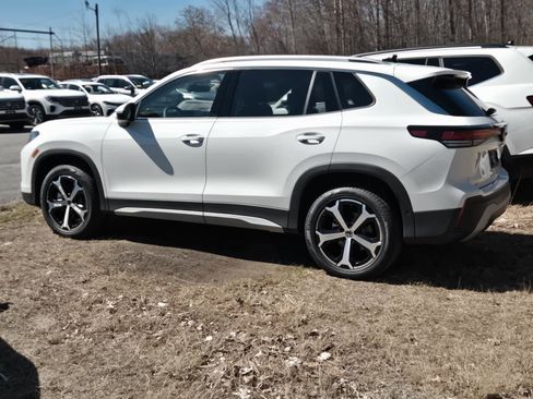 New 2026 Volkswagen Tiguan SE AWD/4WD image 10