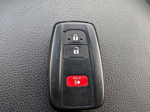 Used 2024 Toyota RAV4 XLE image 26