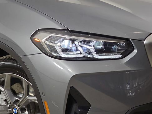 Certified 2024 BMW X3 xDrive30i w/ Premium Package image 36