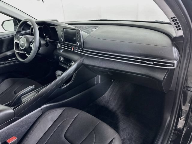 Certified 2023 Hyundai Elantra SEL w/ Cargo Package FWD image 31