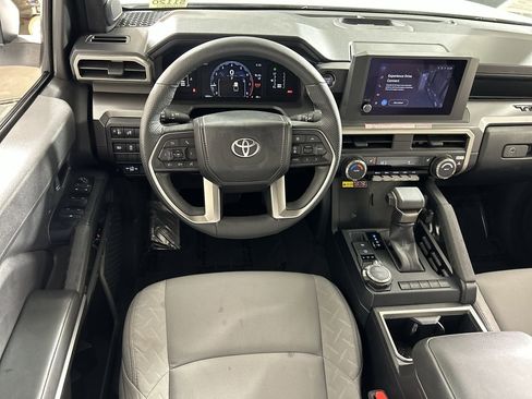 Used 2025 Toyota Tacoma SR5 image 21