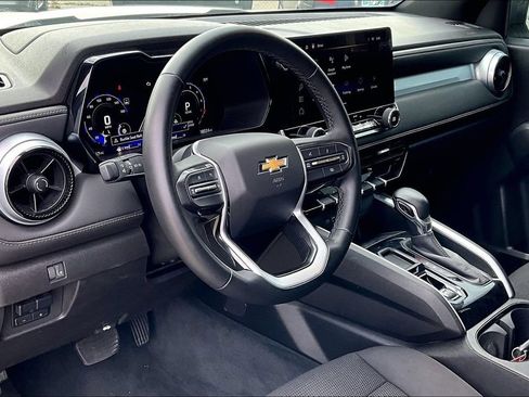 Used 2024 Chevrolet Colorado LT w/ LT Convenience Package RWD image 14