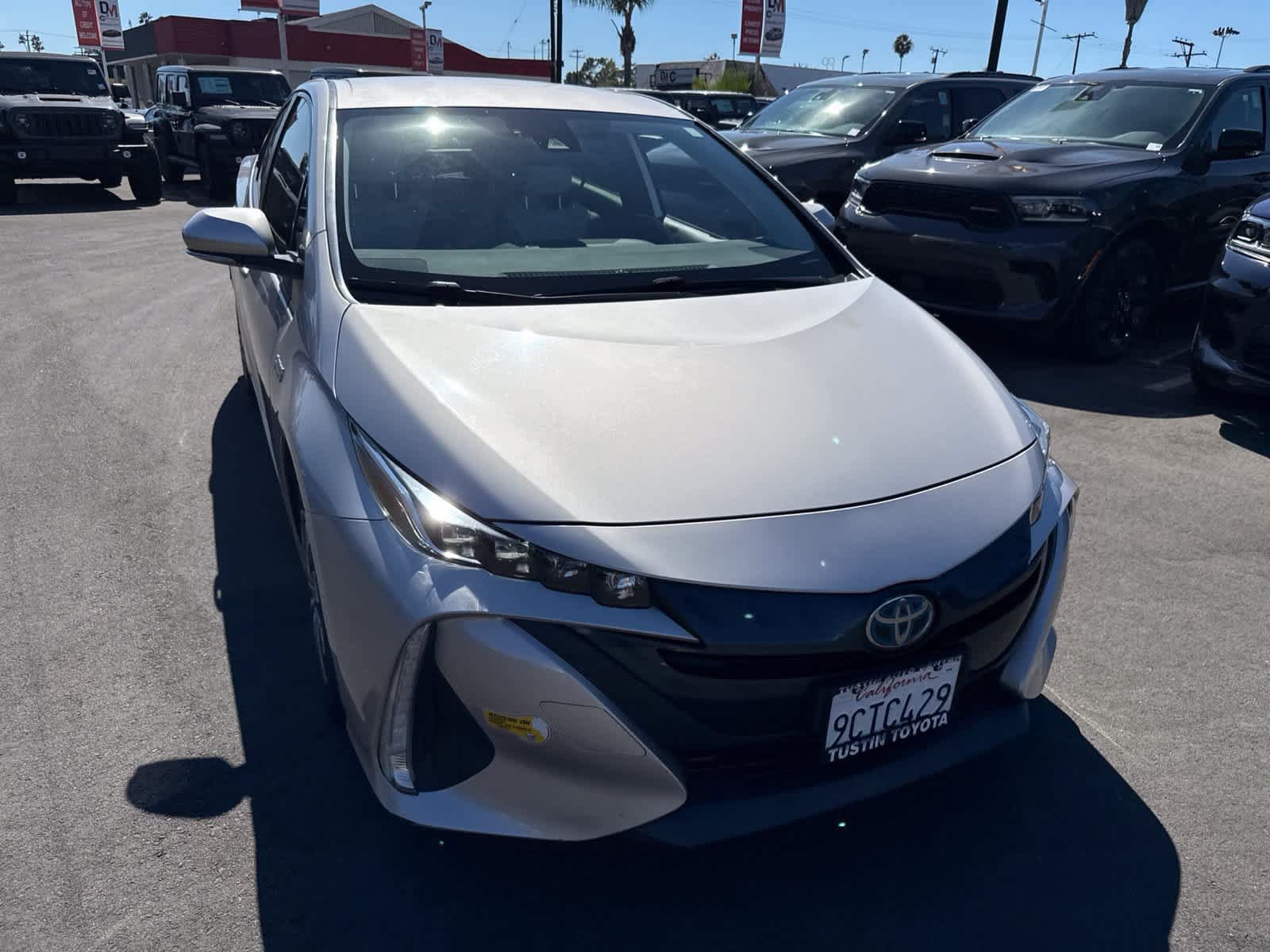 Used 2022 Toyota Prius Prime XLE FWD image 5