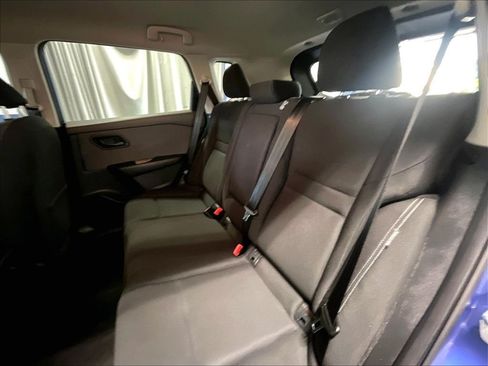 Used 2023 Nissan Rogue S AWD/4WD image 15