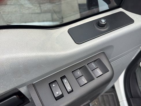 Used 2016 Ford F250 XL w/ Power Equipment Group image 8