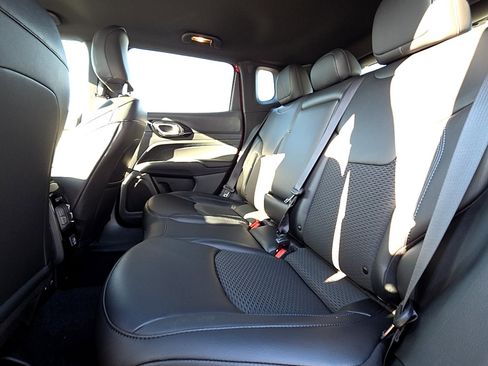 New 2026 Jeep Compass Latitude image 10