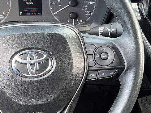 Used 2024 Toyota Corolla SE FWD image 14