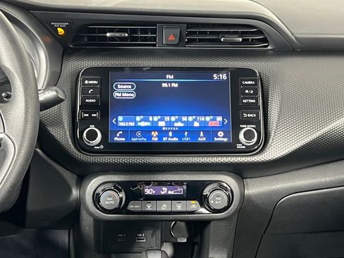 Used 2022 Nissan Kicks SV image 25