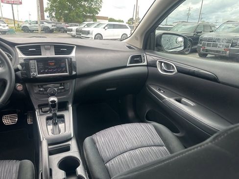 Used 2019 Nissan Sentra SV image 18
