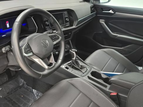 Used 2023 Volkswagen Jetta SE FWD image 28