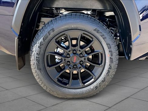 New 2026 Toyota Tundra Limited AWD/4WD image 11