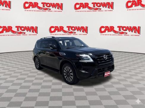 Used 2022 Nissan Armada SL w/ Midnight Edition Package RWD image 2