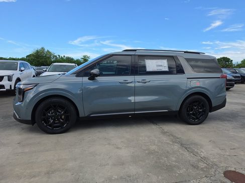 New 2027 Kia Carnival SX Prestige FWD image 4