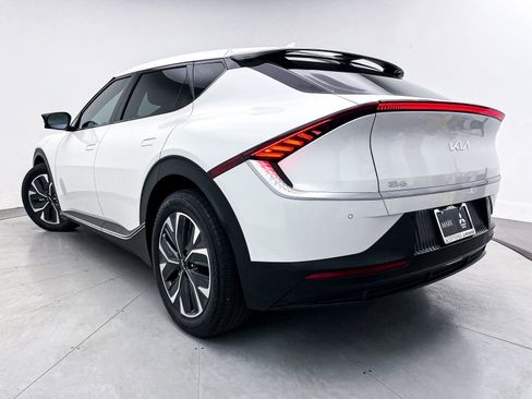 Used 2023 Kia EV6 Light image 2