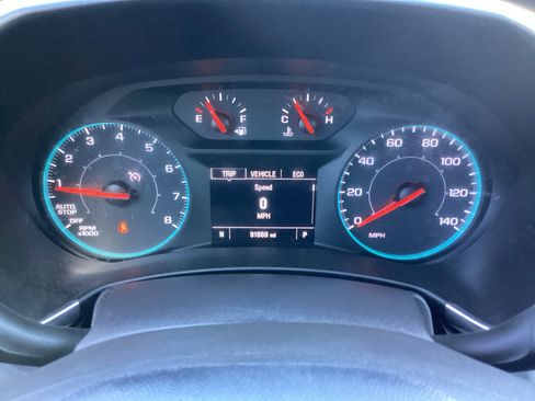 Used 2021 Chevrolet Equinox LS w/ LS Convenience Package image 22