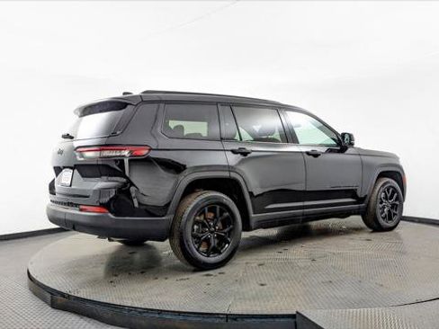 Used 2024 Jeep Grand Cherokee L Laredo image 8