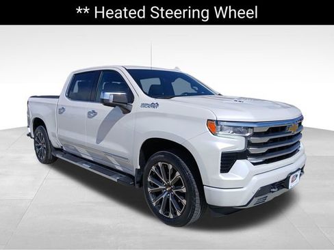 Certified 2025 Chevrolet Silverado 1500 High Country w/ High Country Premium Package AWD/4WD image 7