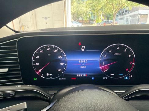 Used 2024 Mercedes-Benz GLE 350 4MATIC image 32