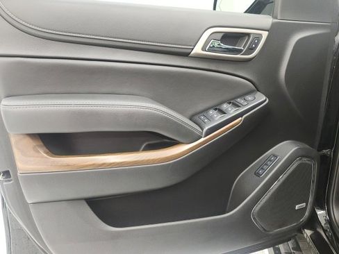 Used 2019 GMC Yukon Denali w/ Denali Ultimate Package image 24