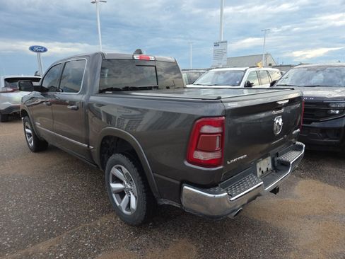 Used 2019 RAM 1500 Limited w/ Advanced Safety Group AWD/4WD image 3