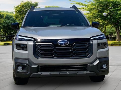 Certified 2026 Subaru Outback Premium AWD/4WD image 2